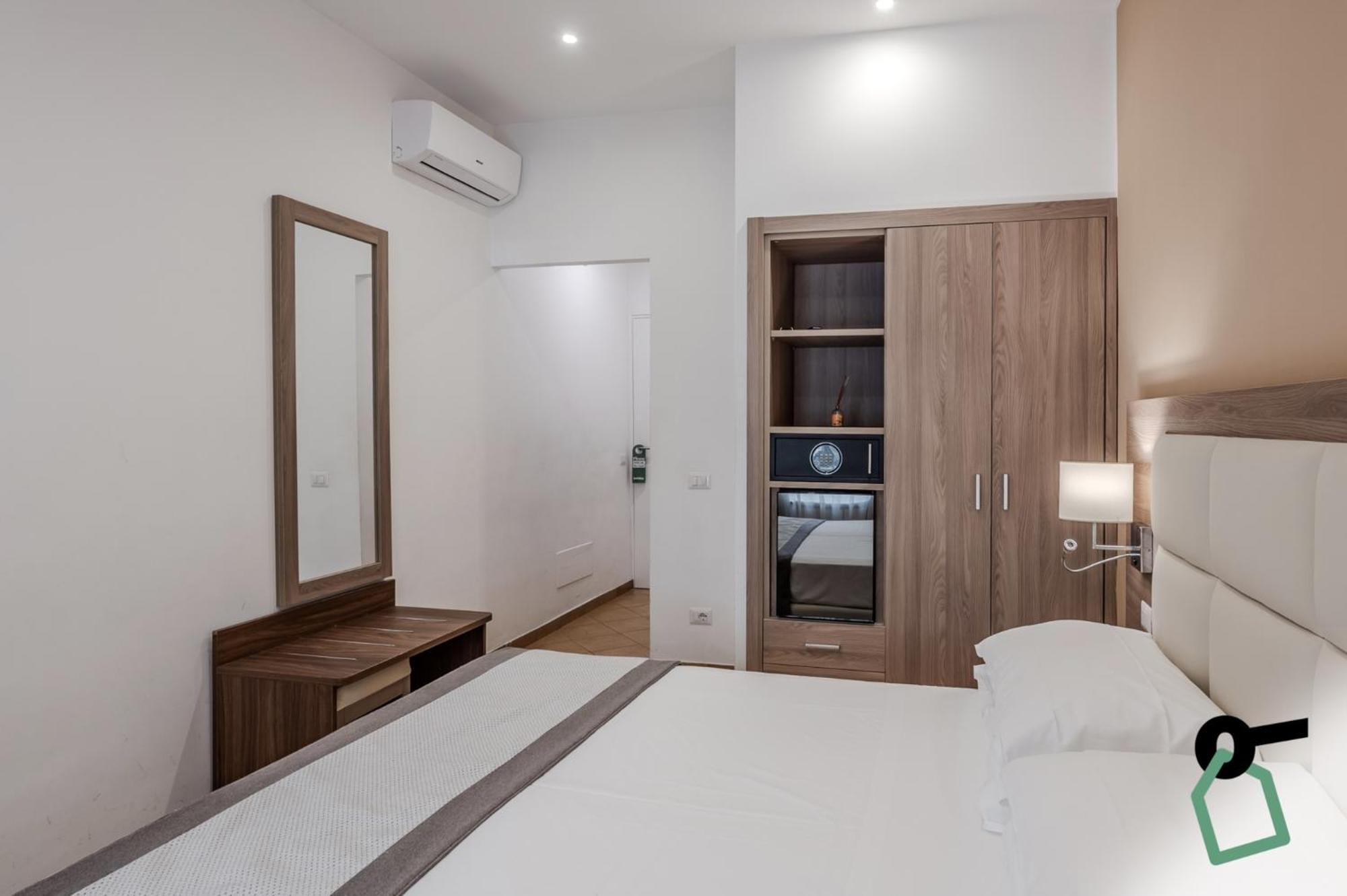 Hotiday Room Collection - Napoli Residenza Scarlatti Exterior photo